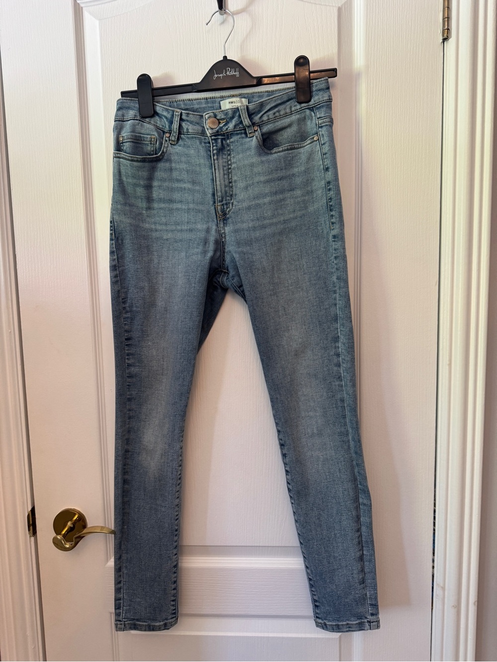 RW&CO. (Size 4-6) Cropped Light Blue Skinny Stretchy Fitted Jeans